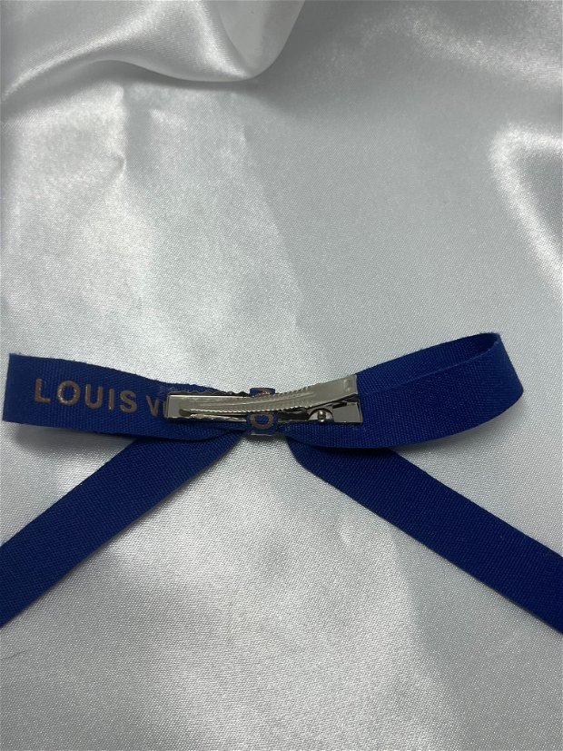 Clama Louis Vuitton