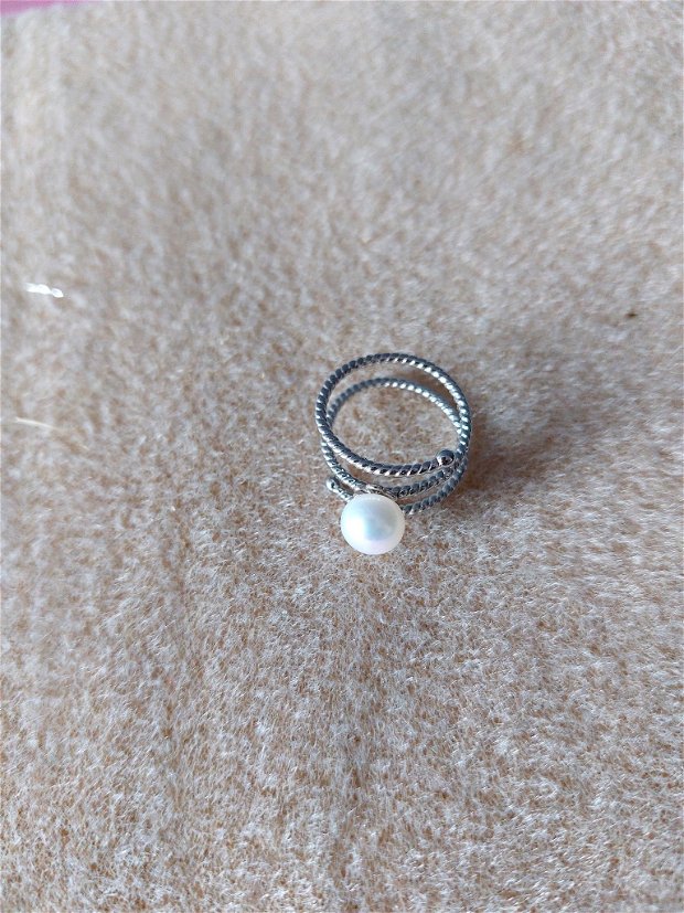 inel argint 925 cu perla alba tip spirala