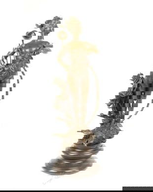 Diana victorioasa-statueta din bronz pe un soclu din marmura