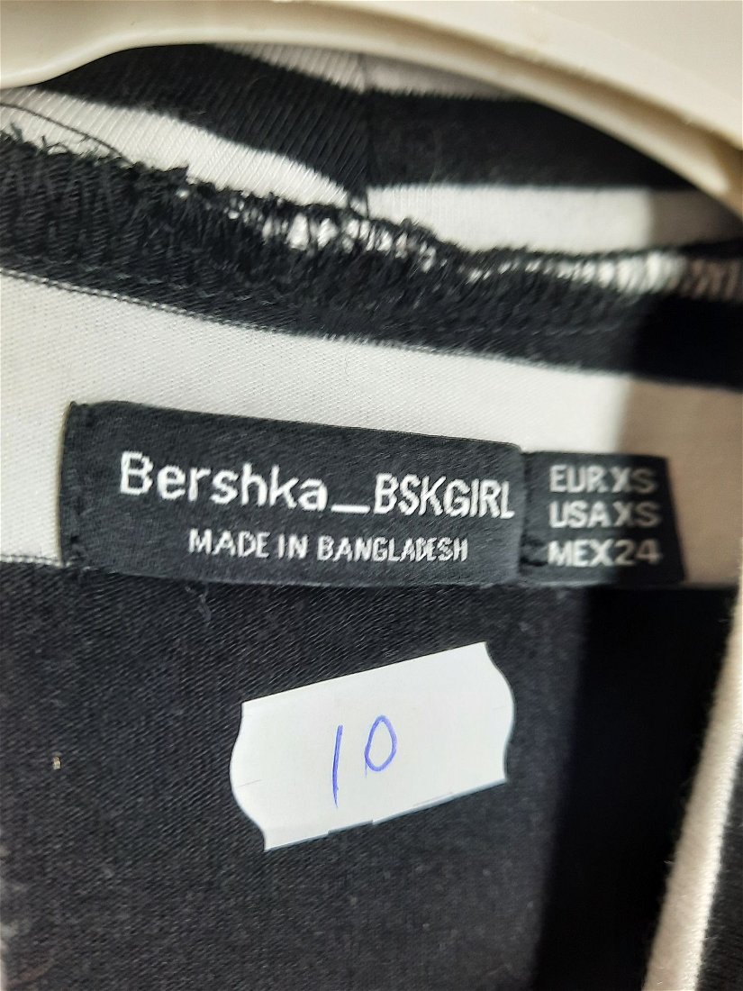 Body damă, "Bershka", negru cu dungi albe, mărimea XS