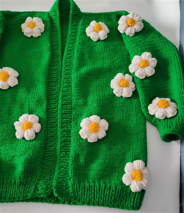 Cardigan verde cu flori