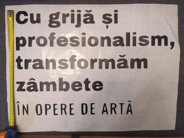 Sticker de oglindă pentru cabinete de stomatologie