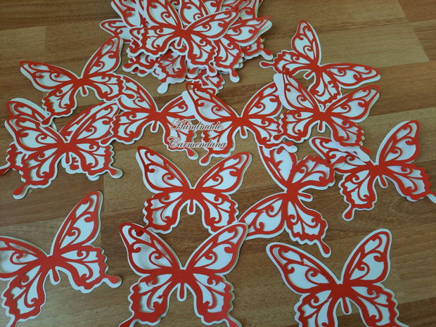 Fluturi mari decorativi