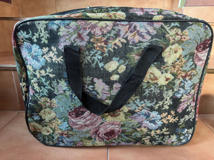 SET ELEGANT BEAUGENCY MOVITEX ,DE CALATORIE ,TAPISERIE 3 PIESE FRANTA