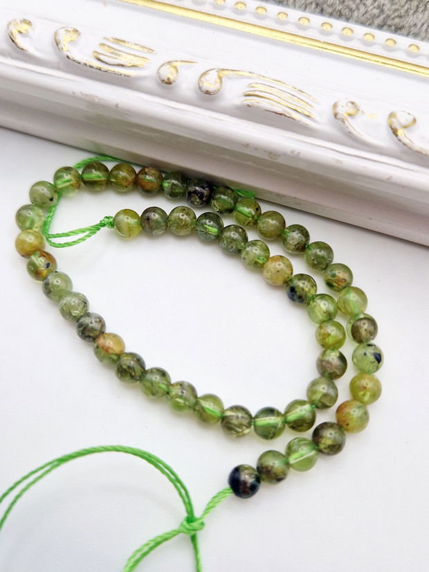 Peridot 4,5mm - 1buc