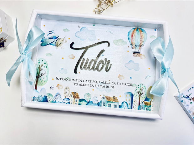 Set aniversar personalizat 1 anisor - Dream World - Tavita mot si accesorii