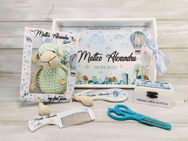 Set aniversar personalizat 1 anisor - Dream World - Tavita mot si accesorii