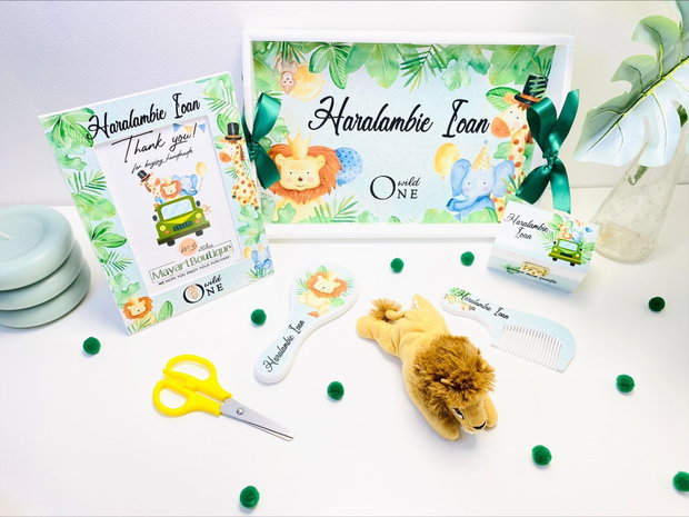 Set aniversar personalizat 1 anisor - Jungle Party - Tavita mot si accesorii