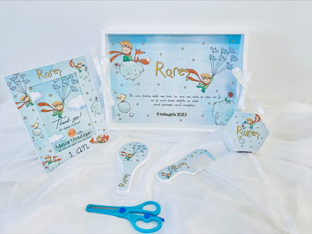 Set aniversar personalizat 1 anisor - Micul print - Tavita mot si accesorii