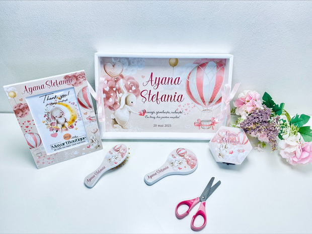 Set aniversar personalizat 1 anisor - Lovely Bunny - Tavita turta si accesorii