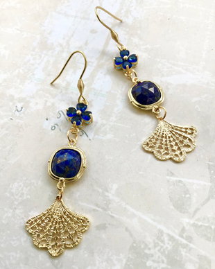 Cercei lapis lazuli & flori albastre