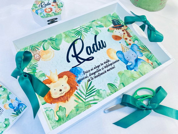 Set aniversar personalizat 1 anisor - Jungle Party - Tavita mot si accesorii