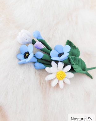 Brosa: Flori de camp