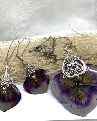 Set Bijuterii handmade unicat din rasina flori naturale
