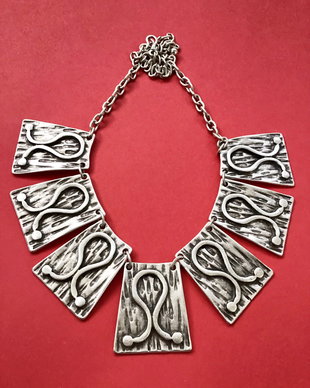 Colier medieval Zamac argintat