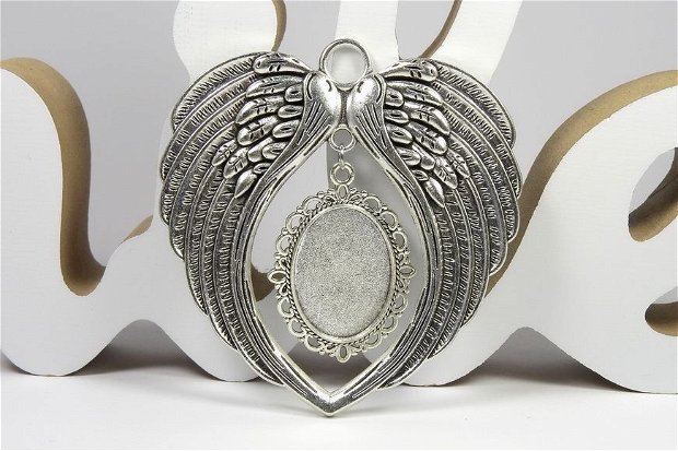 Pandantiv metalic, argintiu antichizat, aripi, 73x69 mm