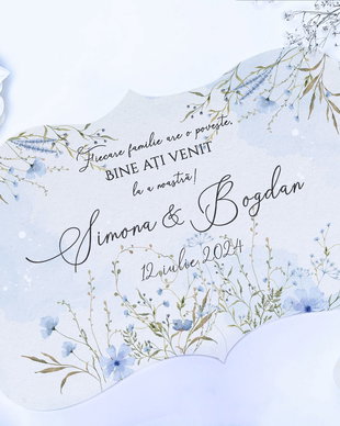 Placuta decorativa pentru nunta din lemn  - personalizata cu mesaj - Wild Blue Flowers