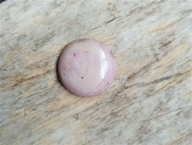 Cabochon rodonit roz prafuit, 30 mm