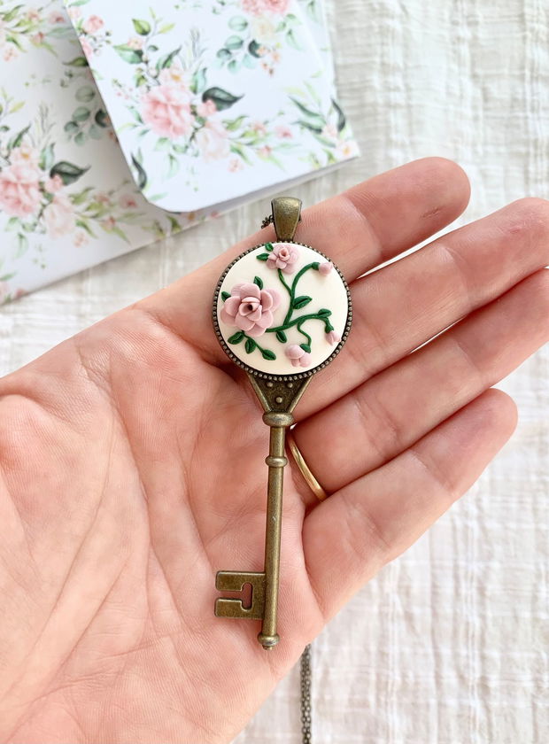 Colier Floral Key