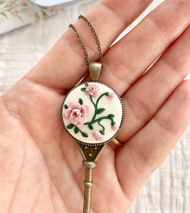 Colier Floral Key