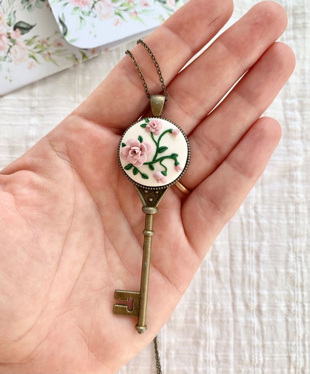 Colier Floral Key