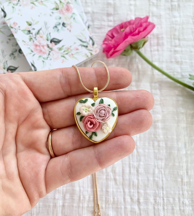 Colier Floral Heart