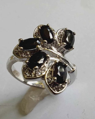 Spinel & Zirconii