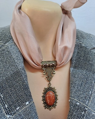 Eșarfă colier