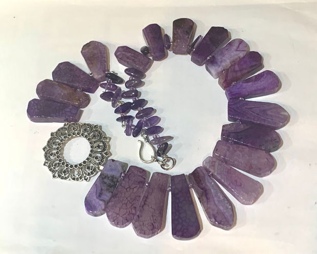 COLIER STATEMENT~FABULOUS PURPLE~agate crackle,ametist,toho,accesorii argintii,zamac