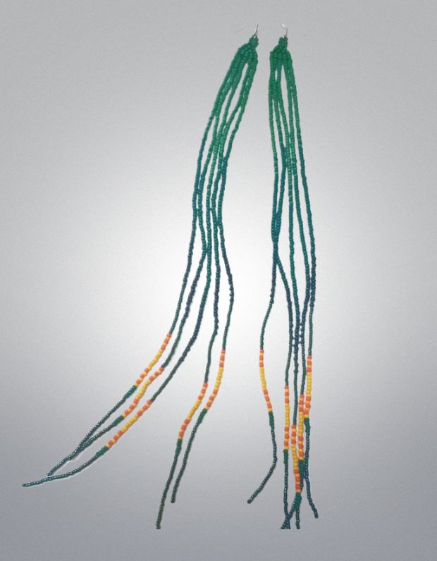 Cercei foarte lungi