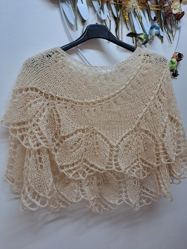 Șal,,Begonia bej cu lurex