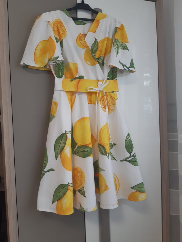 Rochie clos cu lamai
