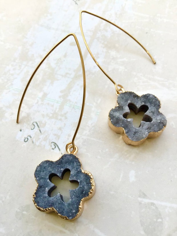 Cercei flori agate druzy gri & inox aurit