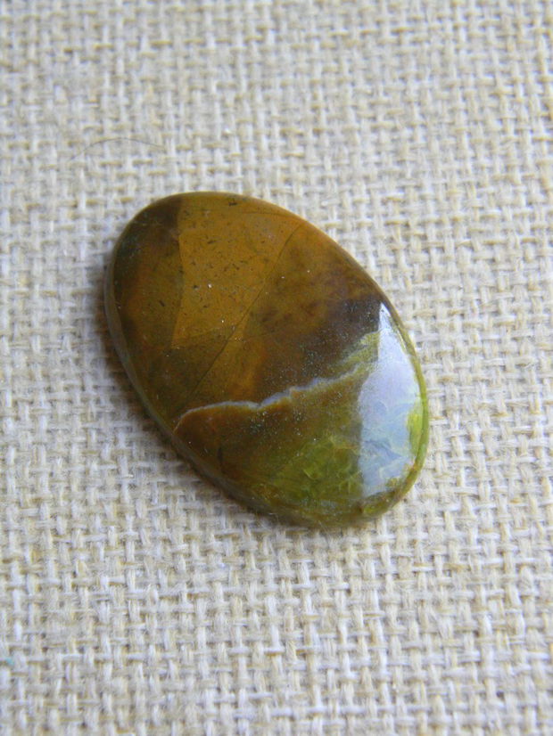 Caboson opal verde (F42-1)