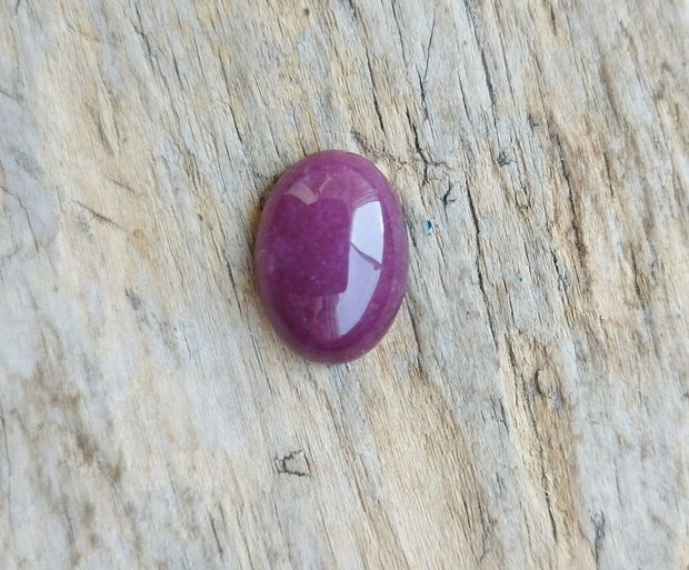 Cabochon jad, 18x13x6 mm