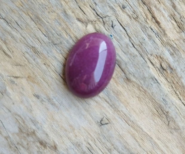 Cabochon jad, 18x13x6 mm