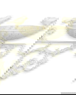 Fantana pentru pasarele antik white