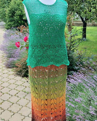 Top verde croșetata manual