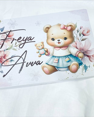 Cutie Amintiri Personalizată - Little Teddy Girl