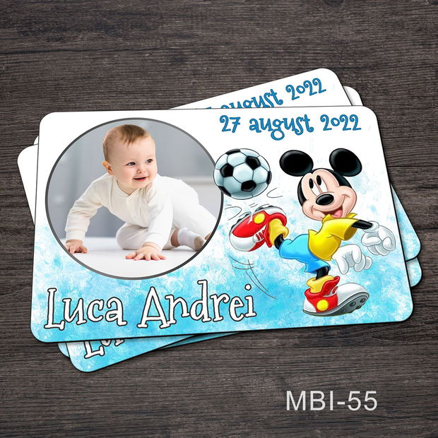 Marturii ieftine botez - Magneti personalizati pentru baieti cu Mickey Mouse