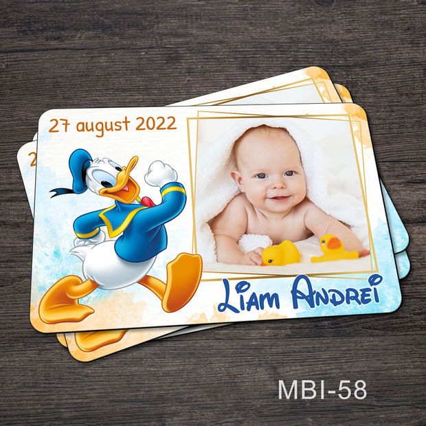 Marturii ieftine botez - Magneti personalizati pentru baieti cu Donald