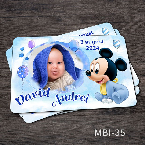 Marturii ieftine botez - Magneti personalizati pentru baieti cu Mickey Mouse