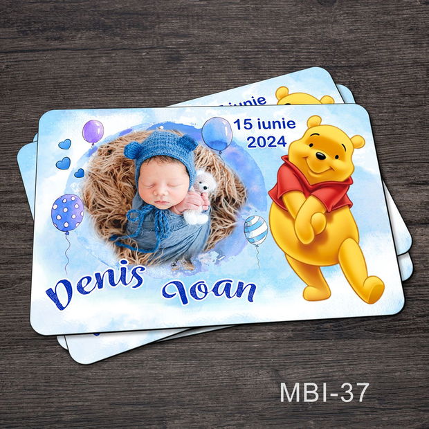 Marturii ieftine botez - Magneti personalizati pentru baieti cu Winnie the Pooh