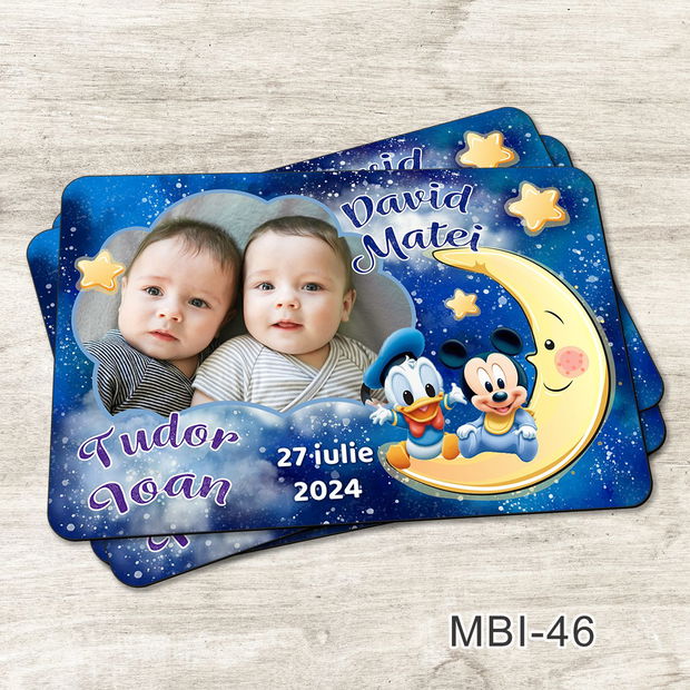 Marturii botez ieftine - Magneti frigider pentru gemeni cu Mickey Mouse si Donald pe luna