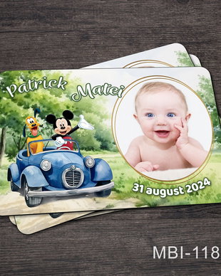 Marturii ieftine botez - Magneti personalizati pentru baieti cu Mickey Mouse si Pluto in masina
