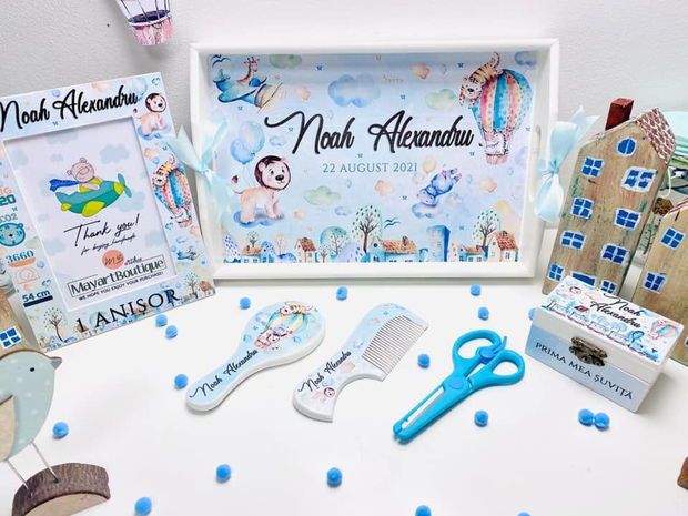 Set aniversar personalizat 1 anisor - Baby Animals Dream World - Tavita mot si accesorii