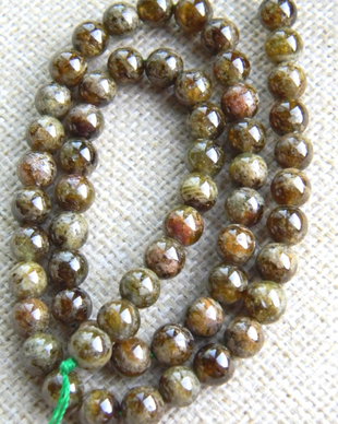 Granat verde 7 mm (F33)