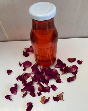 Sirop de trandafiri  de Ispahan de Damasc cu stevie dulce