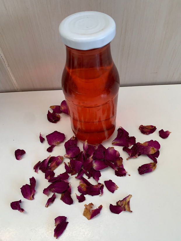 Sirop de trandafiri  de Ispahan de Damasc cu stevie dulce