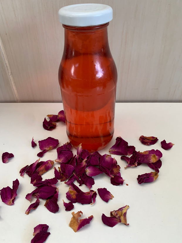 Sirop de trandafiri  de Ispahan de Damasc cu stevie dulce